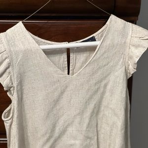 Linen top! So adorable!